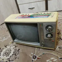 تلویزیون سیاسفید مال 35سال است عطیقه است|تلویزیون و پروژکتور|مشهد, حضرت حجت|دیوار