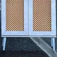 جاکفشی دو در طرح زنبوری