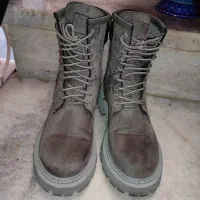 دو جفت چکمه سایز۳۹و۴۰|کیف، کفش، کمربند|اصفهان, آبشار|دیوار