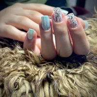 خدمات کاشت وترمیم ناخن|خدمات آرایشگری و زیبایی|شاهین‌شهر, عطار|دیوار