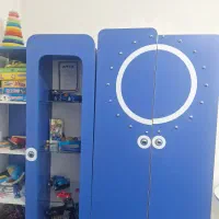 دو عدد تخت و  دوکمد نوجوان