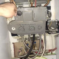 پکیج و آبگرمکن تعمیر