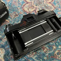 دوربین قدیمی آنالوگ کانن Canon AE-1 Program لنز1.4|دوربین عکاسی و فیلم‌برداری|کرج, ولیعصر|دیوار