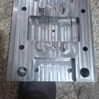 نیرو کار در قالب سازی