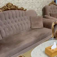 مبل سلطنتی ۷ نفره با میز