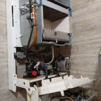 تعمیرات وسرویس انواع پکیج وآبگرمکن و بخاری  در محل