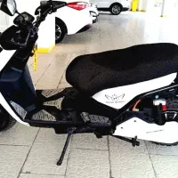 موتور سیکلت نوین