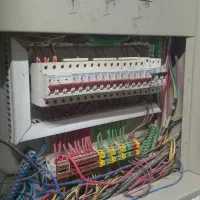 برق کار رفع اتصالات برق ساختمان اتصالات خرابی تلفن