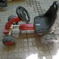 ماشین چهار چرخ