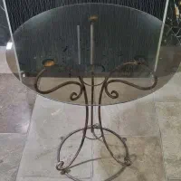 میز گرد فلز و شیشه ایی|مبلمان خانگی و میز عسلی|اصفهان, طامه|دیوار