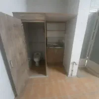 تجاری-بالا-پایین-آزاد