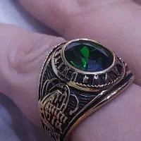 انگشتر نگین سبز