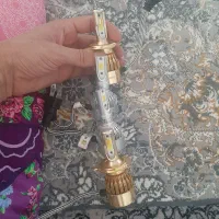 دو جفت زنون خوب طلایی سفید نو|قطعات یدکی و لوازم جانبی|رباطکریم, نصیرشهر|دیوار