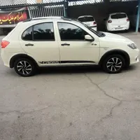 کوییک ار مدل۱۴۰۰ پارس خودرو