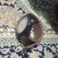 ساعت برابرهست دوستان هر که هاست بیا