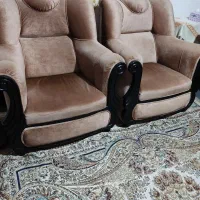 مبل 7 نفره دسته چوبی در حد نو|مبلمان خانگی و میز عسلی|زیرآب, |دیوار