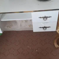 میز کار ناخن و صندلی جک دار در حد نو