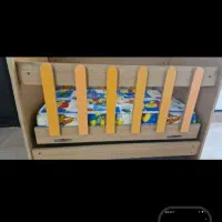 تخت نوزاد کاملا سالم