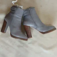 نیم بوت چرم زارا
