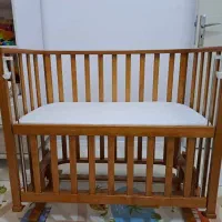 تخت نوزاد گهواره ای کنار مادر|تخت و صندلی بچه|تهران, جوادیه|دیوار