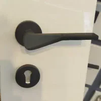 دستگیره درب اتاق سرویس