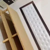 تخت بدون تشک.