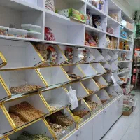 ویترین مغازه