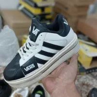 کفش اسپرت زنانه و پسرانه