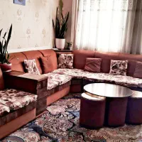 دو دست مبل راحتی و ناهارخوری ۴ نفره