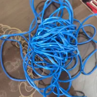 تعدادی لوازم جانبی شبکه و اینترنت و لپ تاب