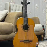 گیتار یاماها C40