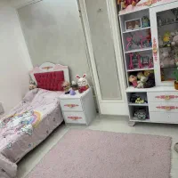 تخت دومنظوره کمد لباس و ارایش وعروسک نوزادو نوجوان