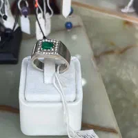 انگشتر زمرد