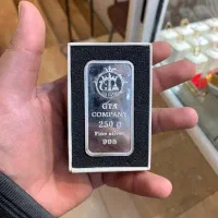 ساچمه و شمش نقره|جواهرات|شیراز, شاهچراغ|دیوار