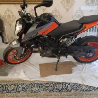 KTM DUKE 200