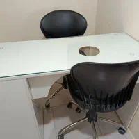 میز ناخنکاری|آرایشگاه و سالن‌های زیبایی|پرند, فاز ۶|دیوار