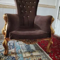 یه دست مبل  ۵نفره کاملا تمیز و مستحکم فروش میرسد|مبلمان خانگی و میز عسلی|تهران, ایران|دیوار