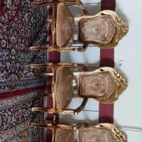 مبل ۸ نفره سلطنتی به علاوه ۳ میز عسلی و میز بزرگ|مبلمان خانگی و میز عسلی|الیگودرز, |دیوار