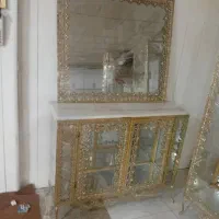 وسایل برنزی|بوفه، ویترین، کنسول|قم, باغ شازده|دیوار