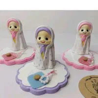 مجسمه دختر چادری|مجسمه، تندیس، ماکت|نیشابور, بزرگمهر|دیوار