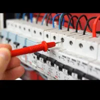 برق کار ساختمانی|خدمات پیشه و مهارت|زرندیه, |دیوار