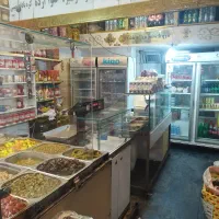 استخدام فروشنده خانم جوان