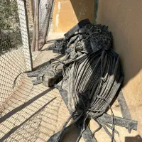 فروش تعدادی شیر و لوله ی نخی