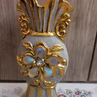 گلدون طلایی