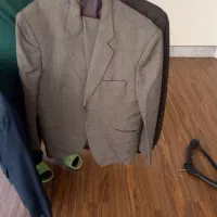 ۳ دست کت و شلوار کارکرده اما تمیز
