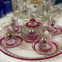 سنت سرا شوکا|خدمات پذیرایی، مراسم|مرزیکلا, |دیوار