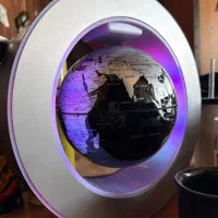 دکوری کره زمین معلق و چرخان