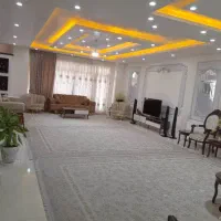 تک واحدی ۱۹۵متر/بر خیابان اصلی/معاوضه با ویلایی