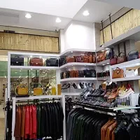 استخدام دو فروشنده عرب زبان خانم و آقا