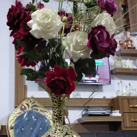 گلدان برنز|گل مصنوعی|میانه, |دیوار